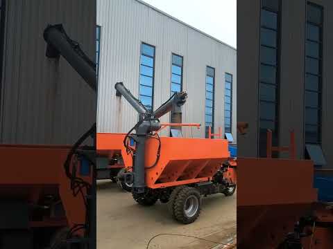 Grain loading and transport vehicle